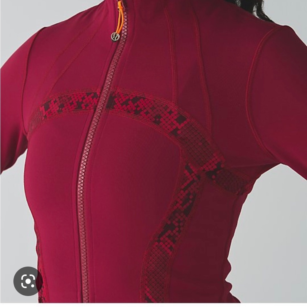 Lululemon Cranberry Ziggy Snake Define Jacket